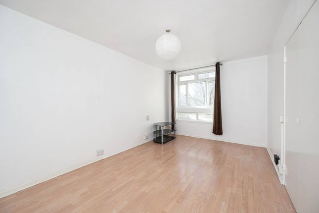 Ravenscroft Street, Bethnal Green... 1 bed flat for sale