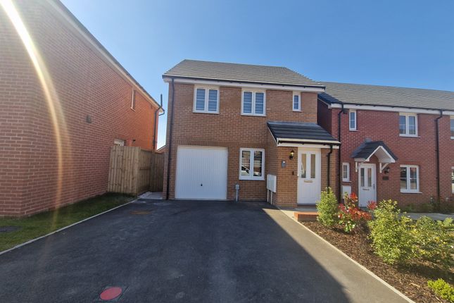 3 bed detached house