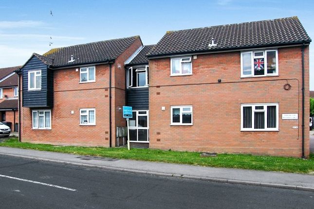 Hatfield Road, Rayleigh, Essex, SS6 2 bed apartment for sale