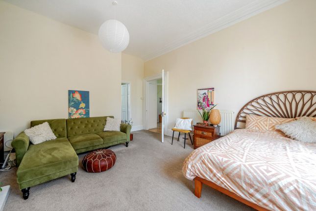 Hamlet Road, Crystal Palace, London... 3 bed flat for sale