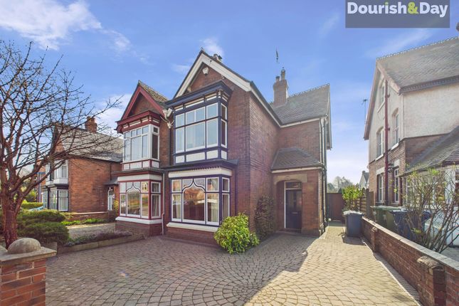 4 bedroom semi-detached house for sale