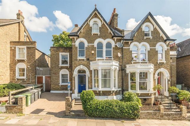 Algiers Road, London SE13 2 bed flat for sale