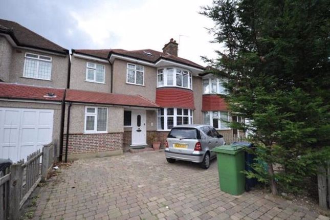5 bedroom semi-detached house for sale
