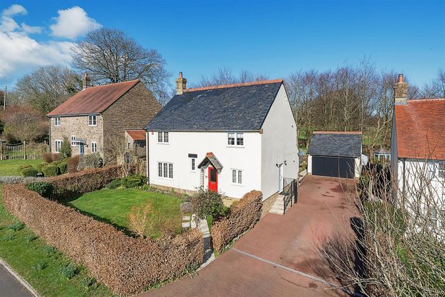 4 bed detached house