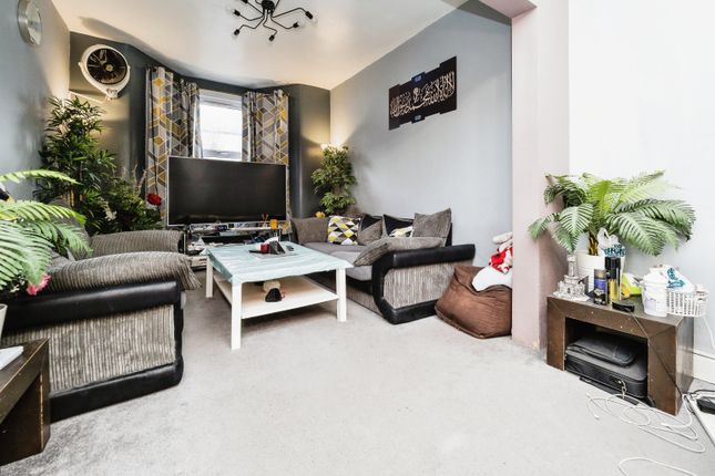 5 bedroom terraced house for sale