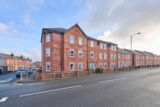 Preston Road, Wigan WN6 2 bed apartment for sale