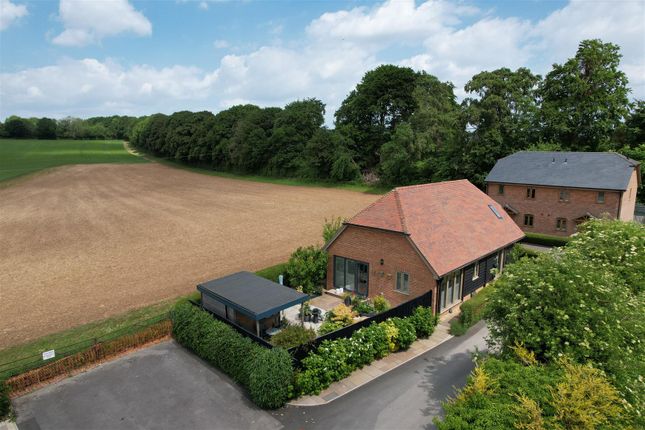 3 bed detached house