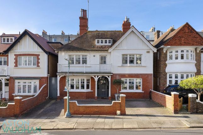 Holland Road, Hove BN3 6 bed detached house for sale