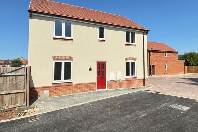 3 bed detached house