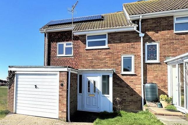 3 bed end terrace house