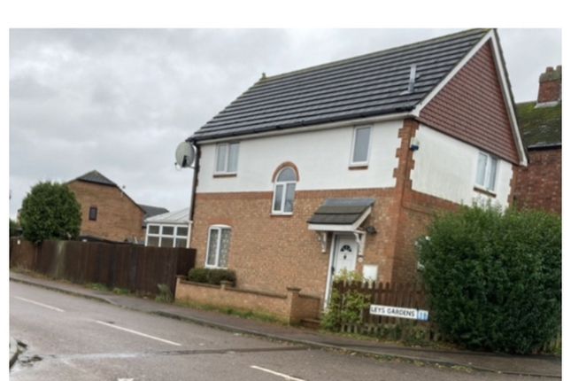 3 bed detached house