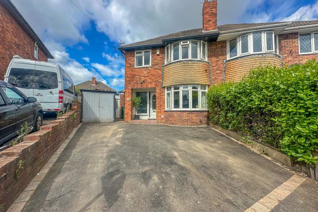 Ashleigh Avenue, Wakefield WF2 4 bed house for sale