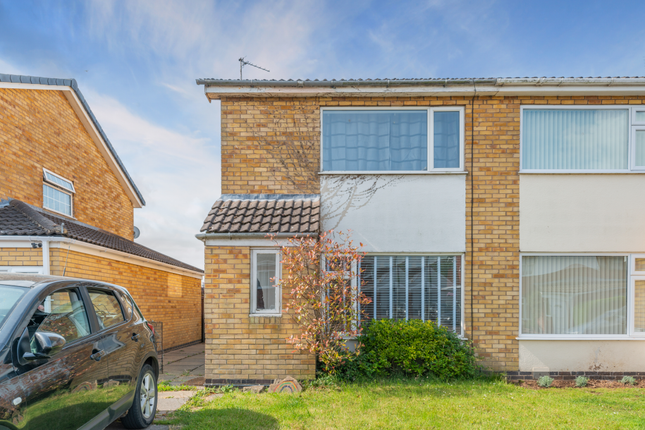 2 bedroom semi-detached house for sale