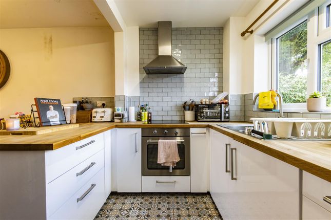 Carrwood Road, Renishaw, Sheffield 3 bed semi