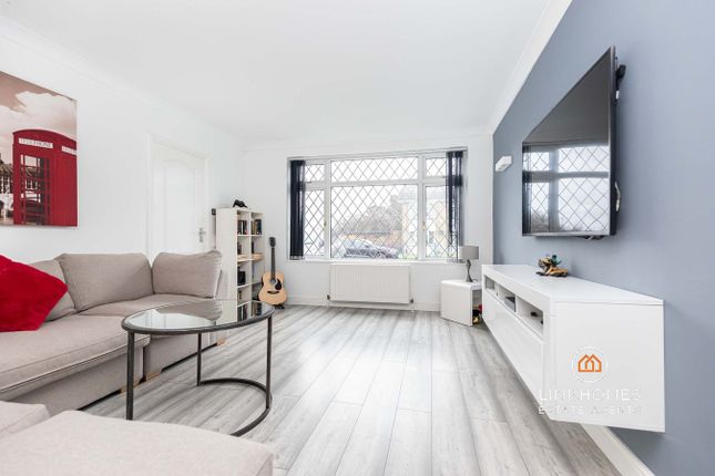 5 bedroom semi-detached house for sale
