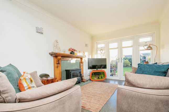 3 bed semi-detached house