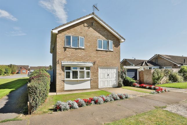 4 bed detached house