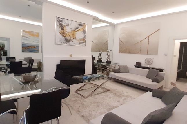 Stanhope Terrace, London, W2 1 bed flat for sale