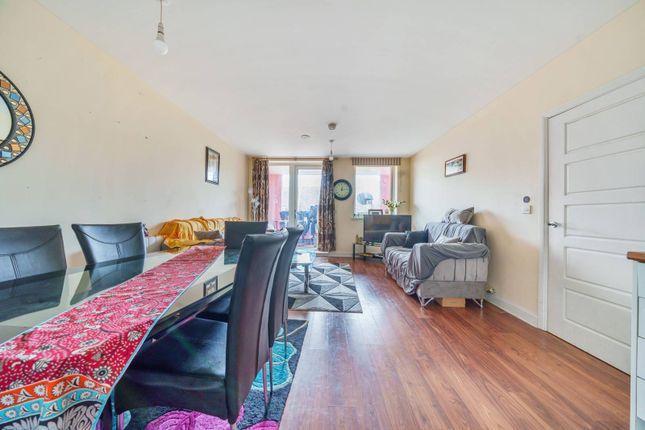 Artisan Place, Harrow, HA3 2 bed flat for sale