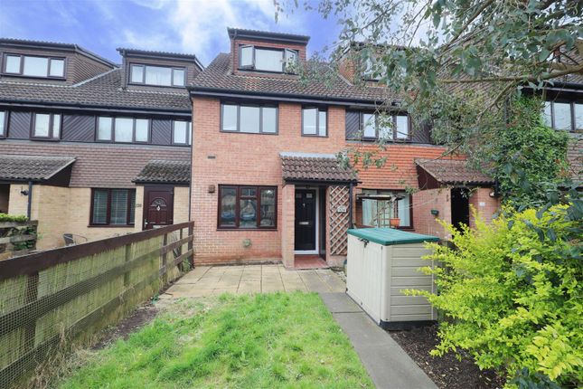 1 bedroom maisonette for sale