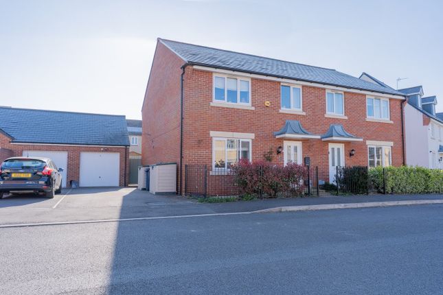 4 bed semi-detached house
