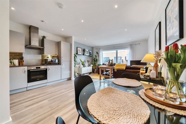 2 bed flat