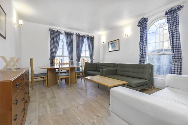 Frederick Square, London, SE16 2 bed apartment for sale