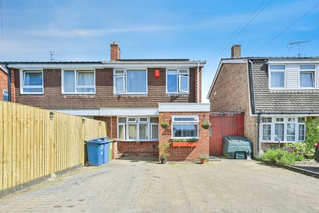 3 bedroom semi-detached house for sale