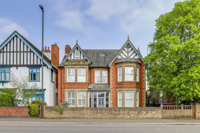 Derby Road, Long Eaton NG10 6 bed detached house for sale