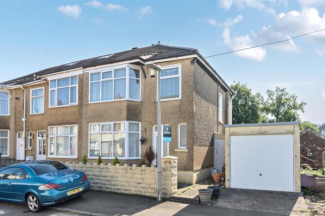 3 bed end terrace house
