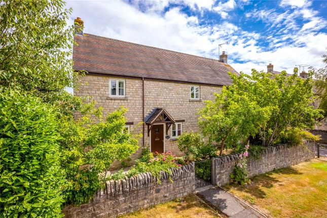 Broad Lane, Northamptonshire NN13 4 bed detached house for sale