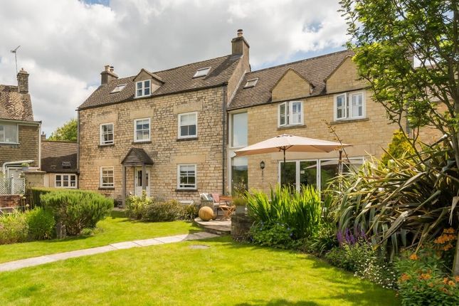 4 bedroom link detached house for sale