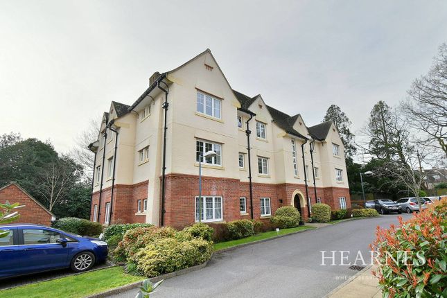 Ringwood Road, Ferndown, BH22 2 bed retirement property for sale