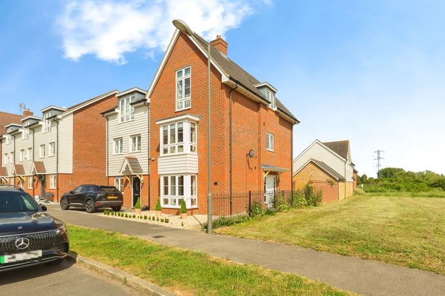 4 bed town house