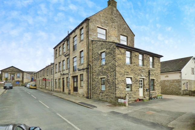 Royd Mews, Bradley 2 bed apartment for sale