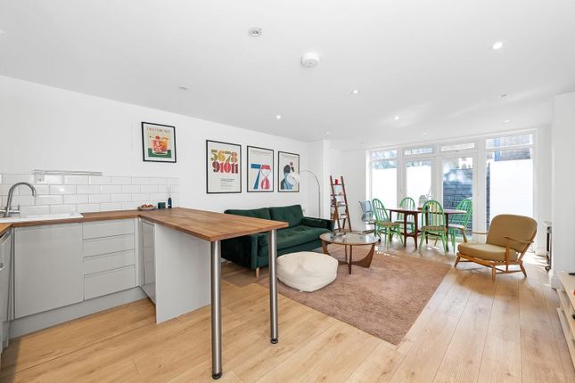 Anerley Road, Crystal Palace, London... 2 bed apartment for sale