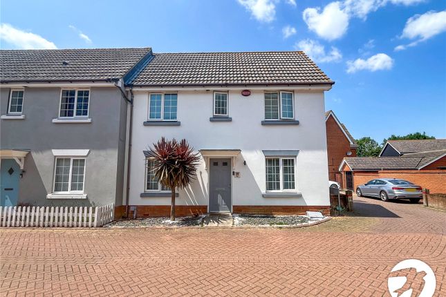 Bismuth Drive, Sittingbourne, ME10 3 bed semi