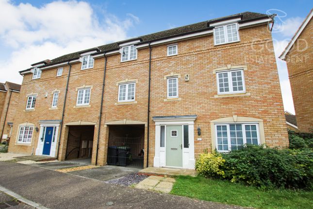 5 bedroom semi-detached house for sale