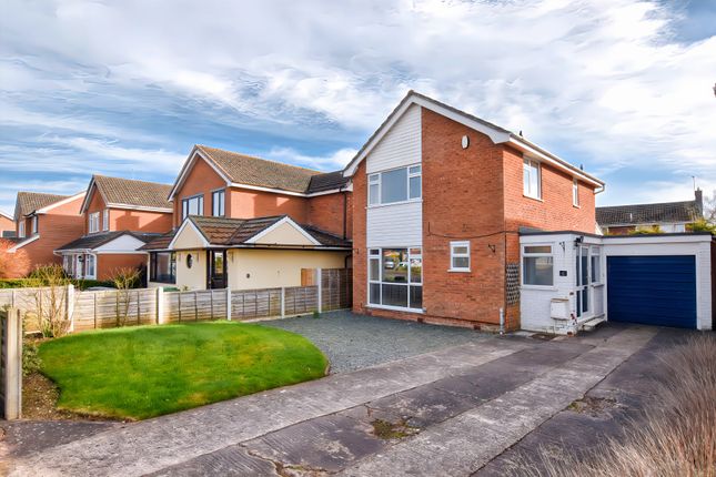 3 bed detached house