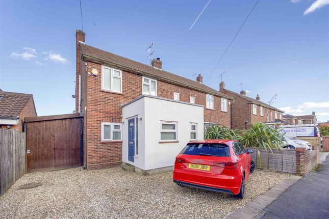 Peel Close, Windsor 3 bed house for sale