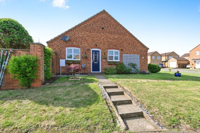 2 bedroom semi-detached bungalow for sale