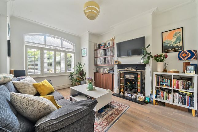 2 bed flat