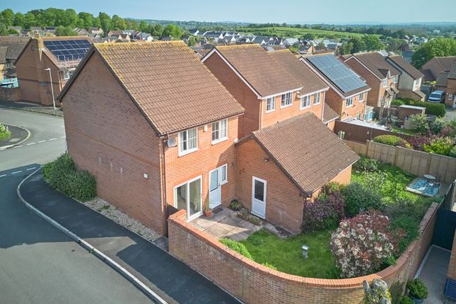 Brownlees, Exminster 3 bed detached house for sale
