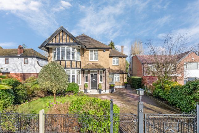 5 bed detached house