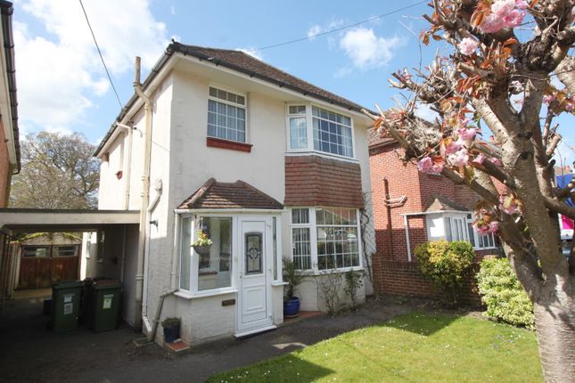 New Road, Netley Abbey, Southampton... 3 bed detached house for sale