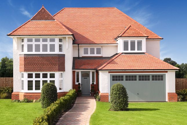 4 bed detached house