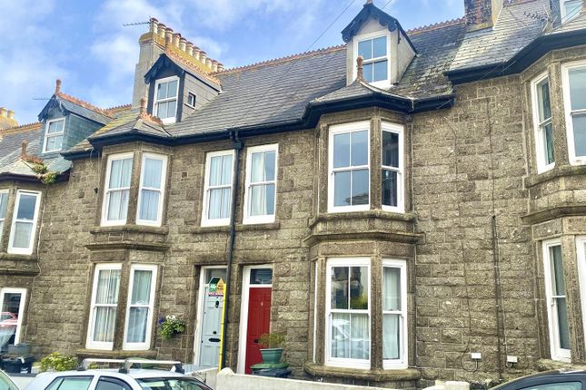 5 bed terraced house