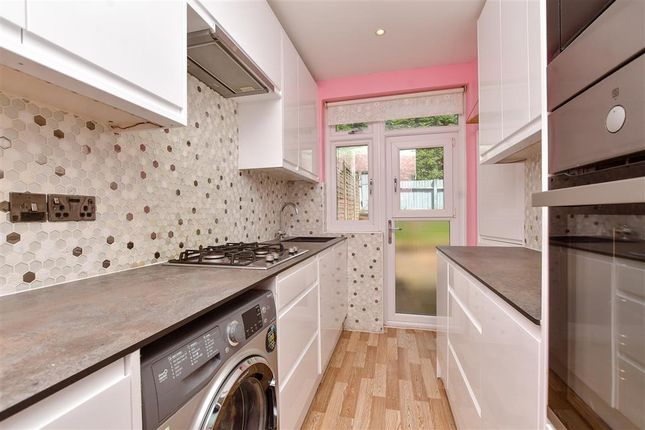 Selsdon Avenue, South Croydon, Surrey 3 bed terraced house for sale