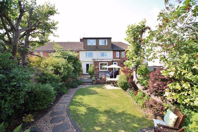 5 bedroom terraced house for sale