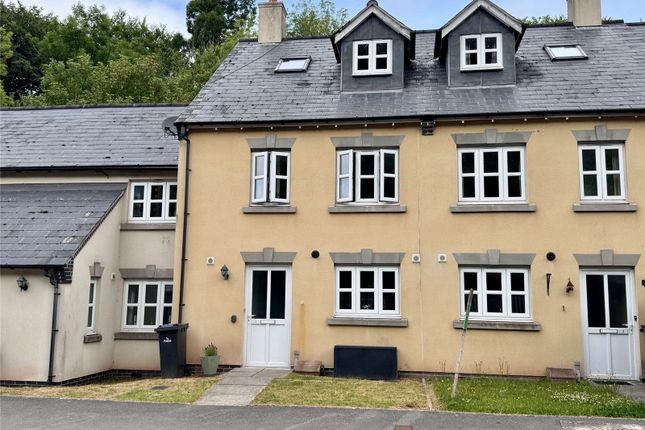 3 bed terraced house